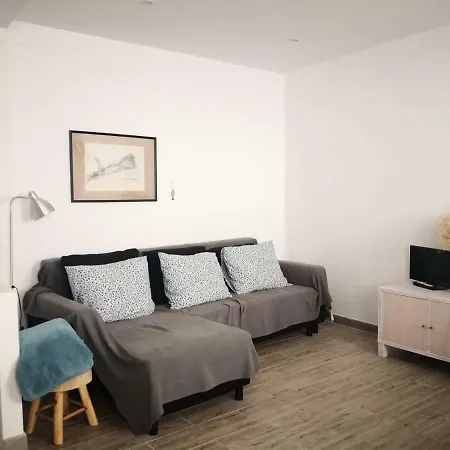 Aiguaneu Casa Sa Placeta بيت للعطل *